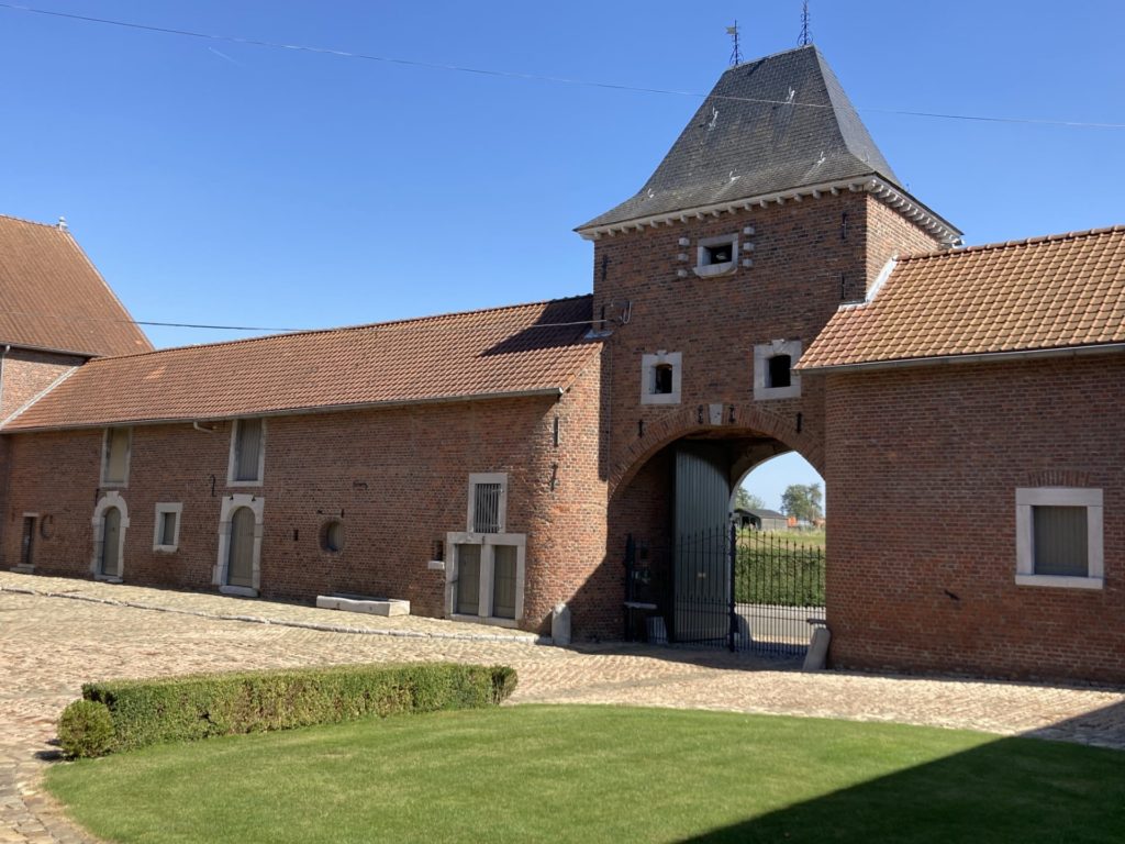 cour44 gîte à la ferme à 20 minutes de Liège