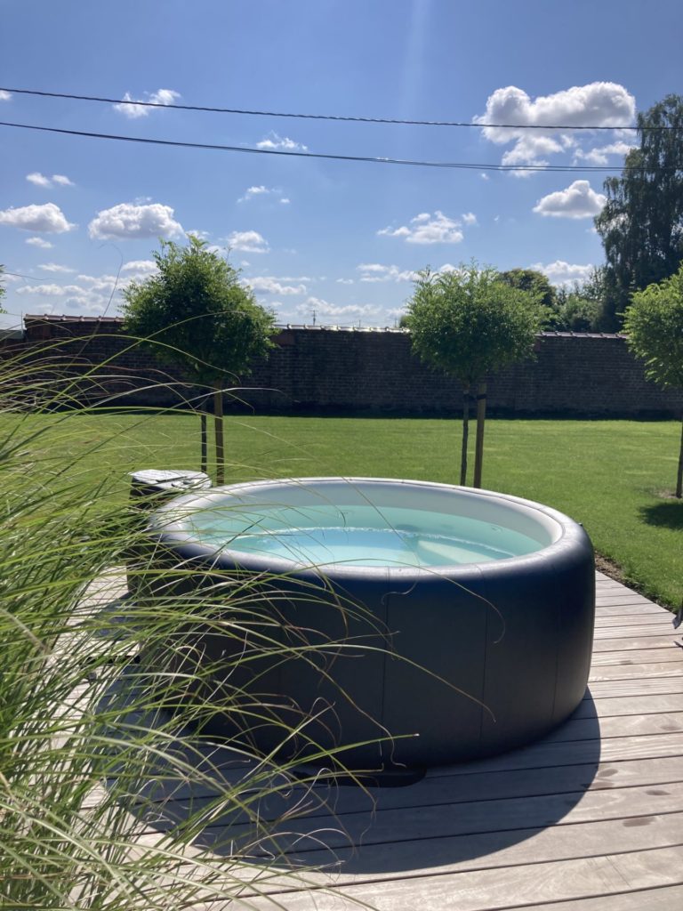 Jacuzzi